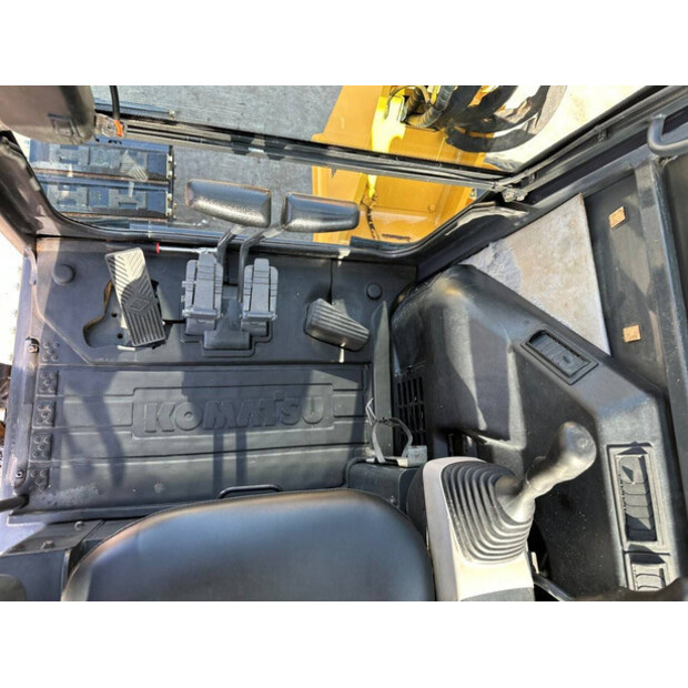 2017 كوماتسو PC56-7-46130178