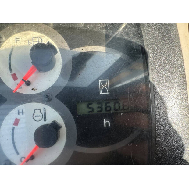 2017 كوماتسو PC56-7-46130181