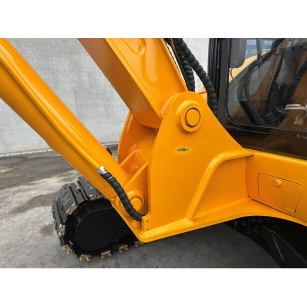 2012 جيه سي بي 8056-46130198