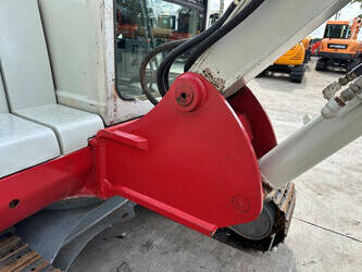 2010-takeuchi-tb150c-1434574-46130253