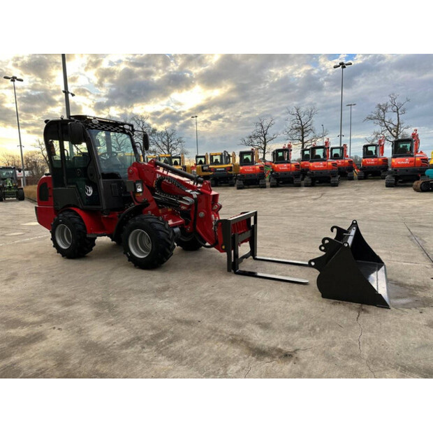 2025 Wolf Mini 780HT-46130491