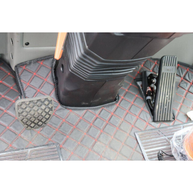 2024 Panther 10-08-46130651