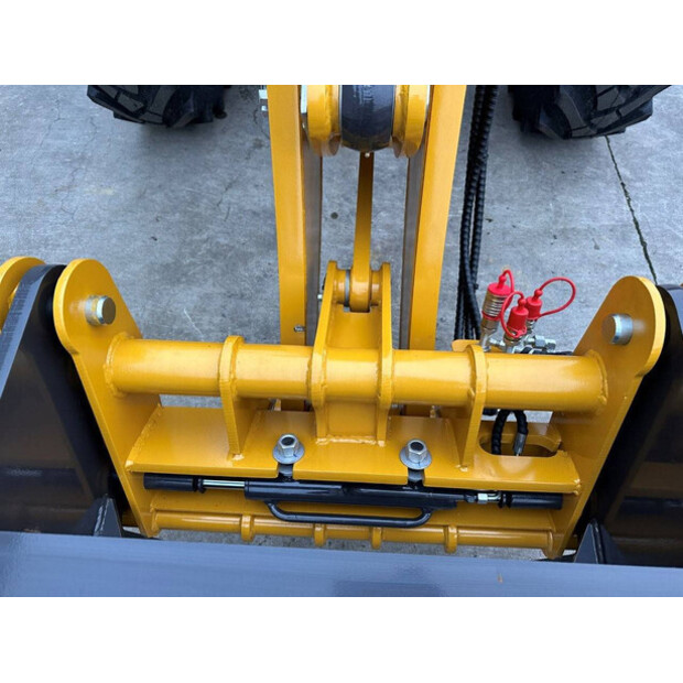 2025 Wolf WL816T-46130707