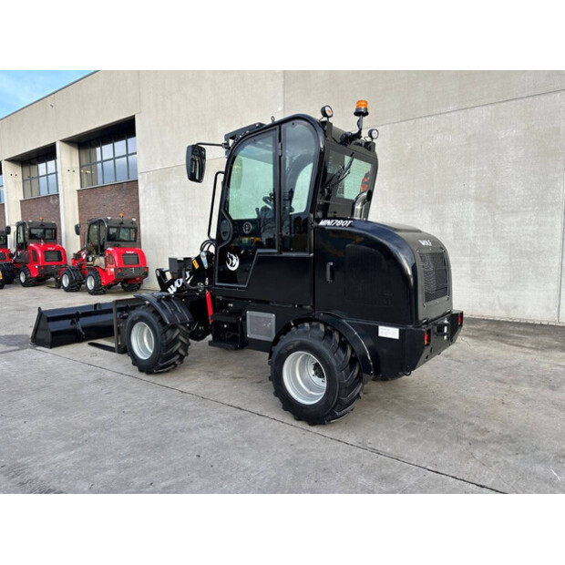 2025 Wolf Mini 780T-46130781