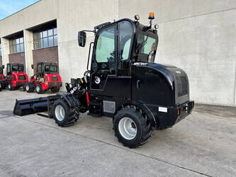 2025-wolf-mini-780t-1434588-46130781