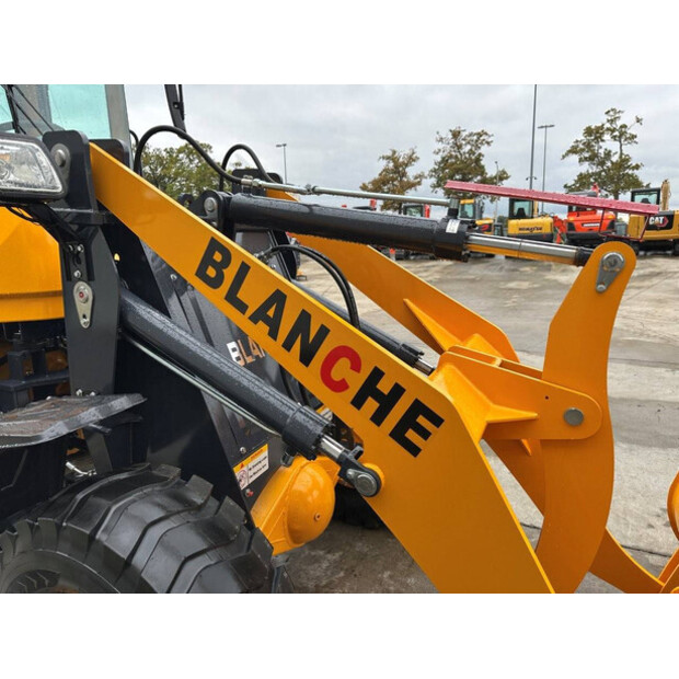 2025 Blanche TW36-46130857