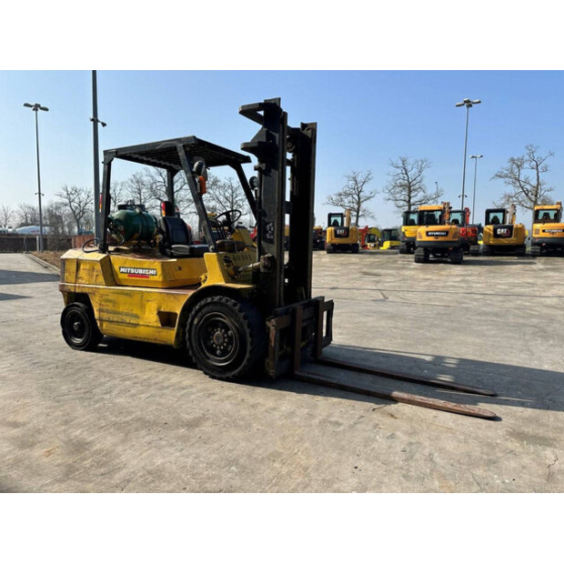 1989 MITSUBISHI FG40-46131036