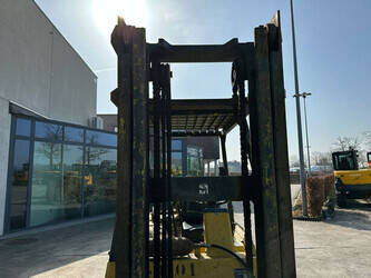 1989-mitsubishi-fg40-46131051