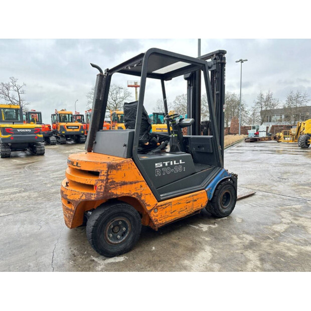 2002 ستيل R70-25L-46131135