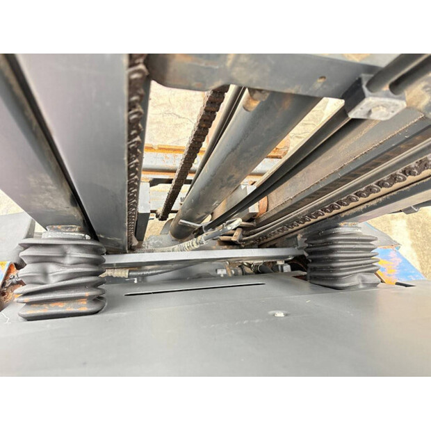 2002 ستيل R70-25L-46131150