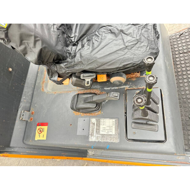 2002 ستيل R70-25L-46131153