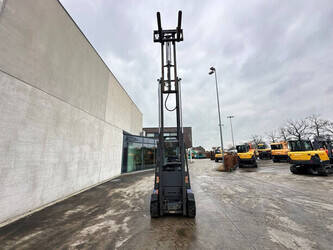 2002-still-r70-25l-46131157