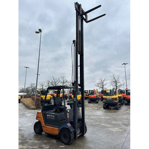 2002 ستيل R70-25L-46131159