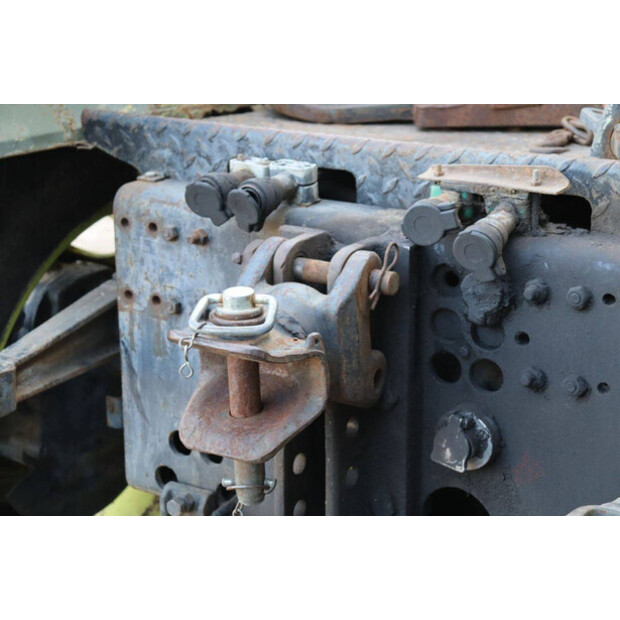 1980 MB TRAC 800-46131188