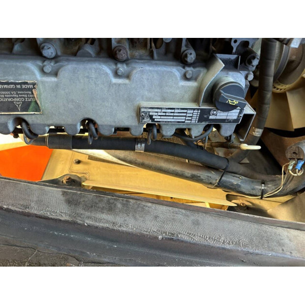 1998 JLG 600AJ-46131263