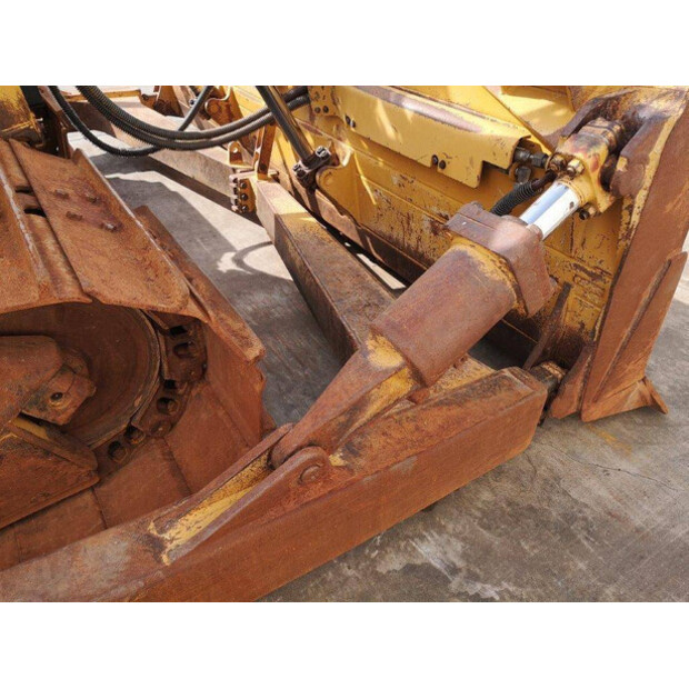 2015 Caterpillar D6T LGP-46131405