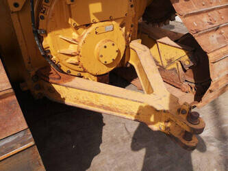 2015-caterpillar-d6t-lgp-1434604-46131415