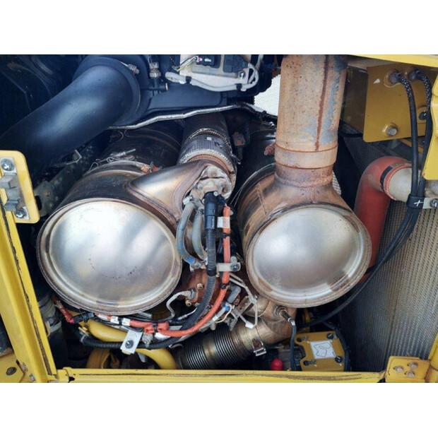 2015 Caterpillar D6T LGP-46131428