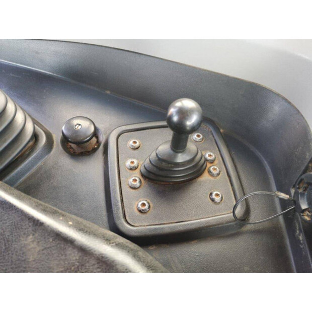 2015 Caterpillar D6T LGP-46131434