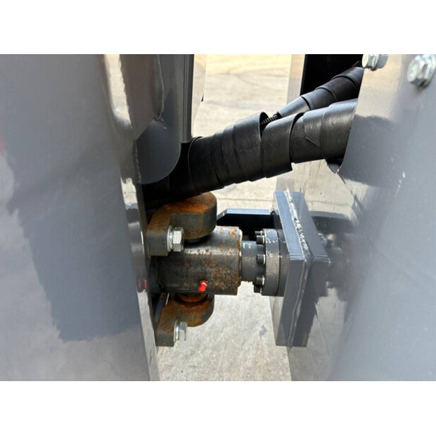 2025 إس دي لول 2000D-46131672