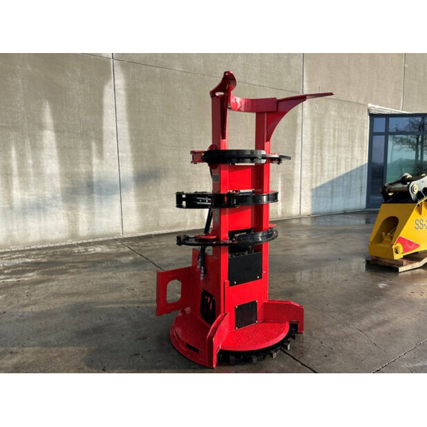 2025 MMS FB30-46131748