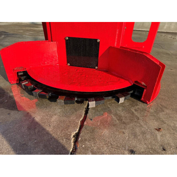 2025 MMS FB30-46131757