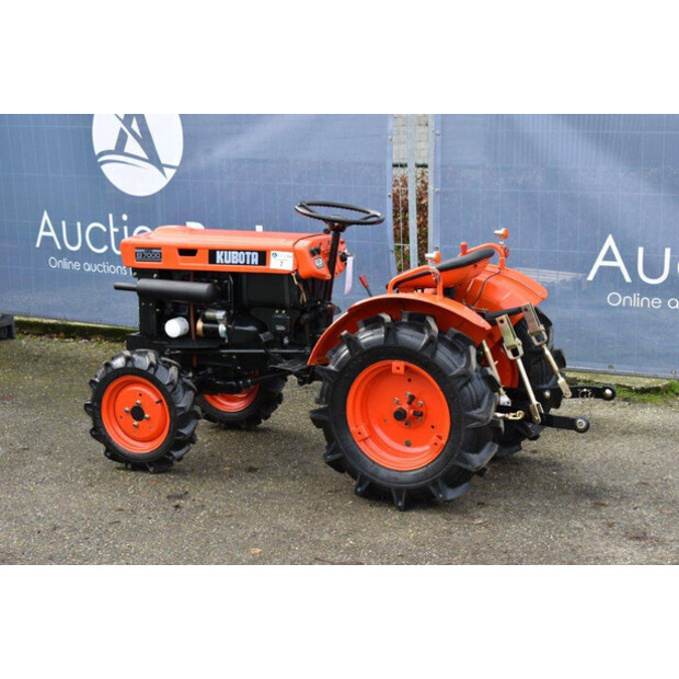 KUBOTA B7000-46131762