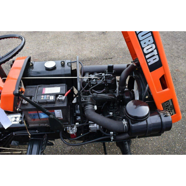KUBOTA B7000-46131789