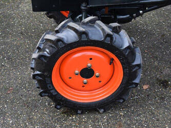 kubota-b7000-1434615-46131791