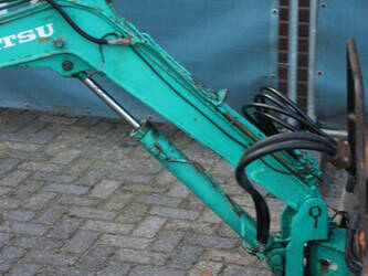 komatsu-pc03-1-1434625-46132010