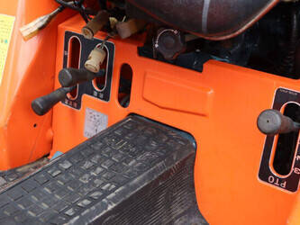 kubota-b1-14-bulltra-1434626-46132058