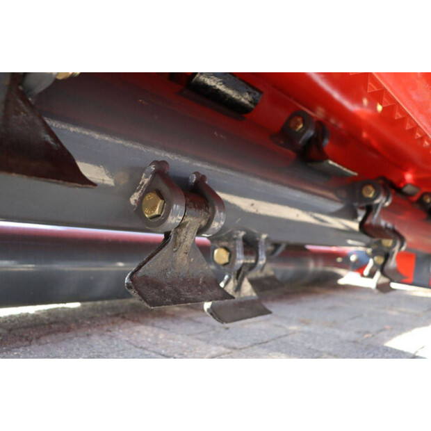 2025 Panther QYD225-46132360