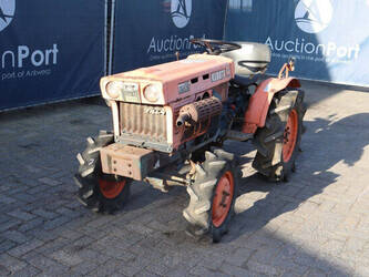 kubota-b7001-1434637-46132372