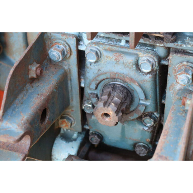 KUBOTA B7001-46132384