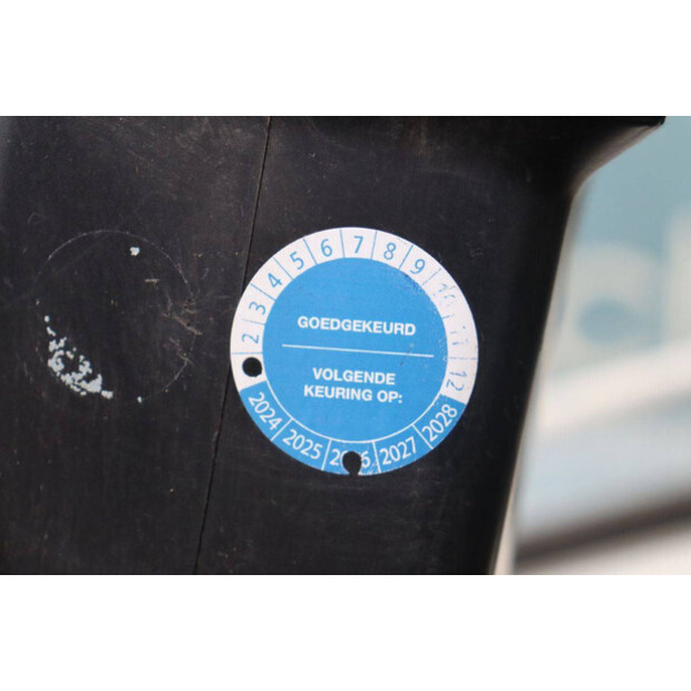 2016 Conver C4-46132647