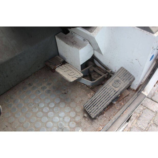 2008 TENNANT A60-46132732