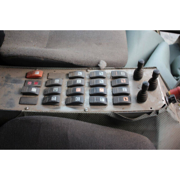 2008 TENNANT A60-46132735