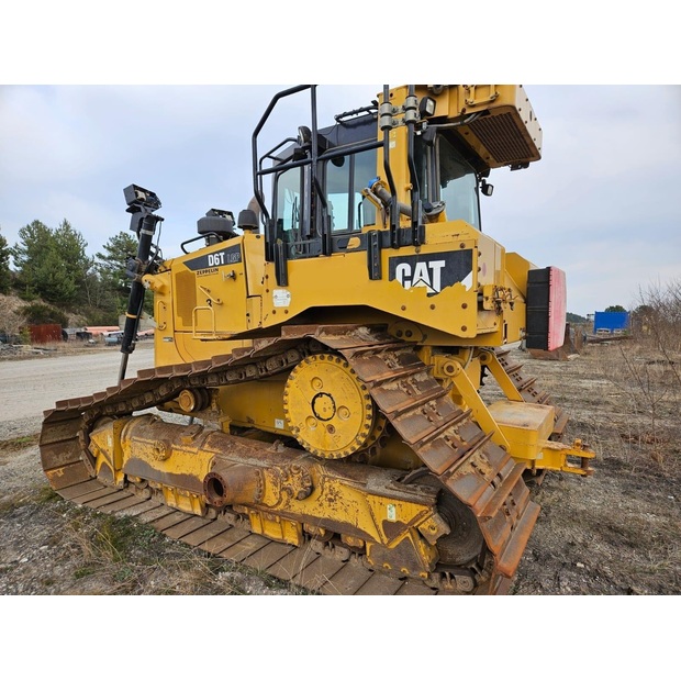 2015 Caterpillar D6T LGP-46140611
