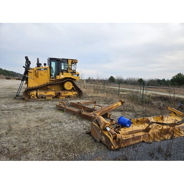 2015 Caterpillar D6T LGP-46140616