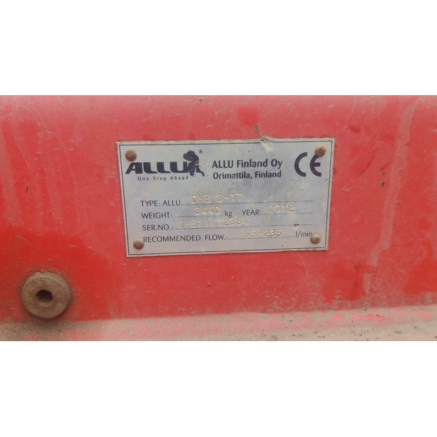 2012 الو DHB 3-17-46144851