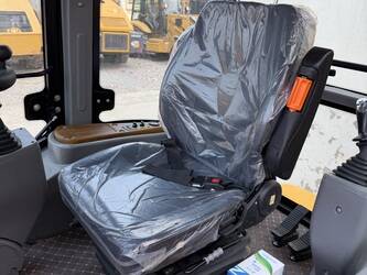 2025-jcb-4cx-1434889-46147093