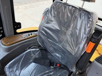 2025-jcb-4cx-1434889-46147099