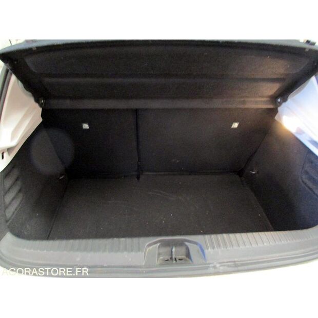 2020 Renault Clio-46147157