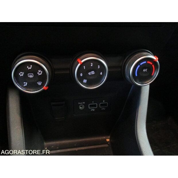 2020 Renault Clio-46147164