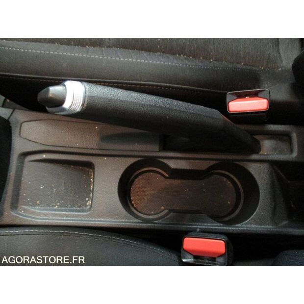 2020 Renault Clio-46147167