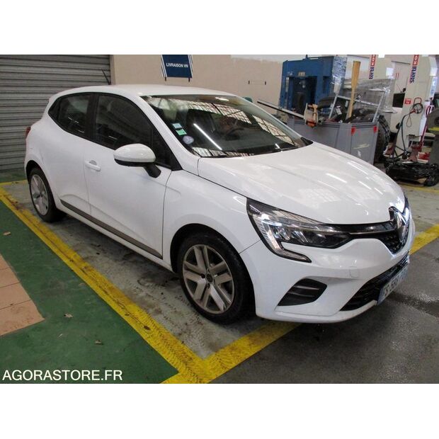 2020 Renault Clio-46147200