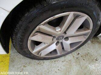 2020-renault-clio-1434772-46147205