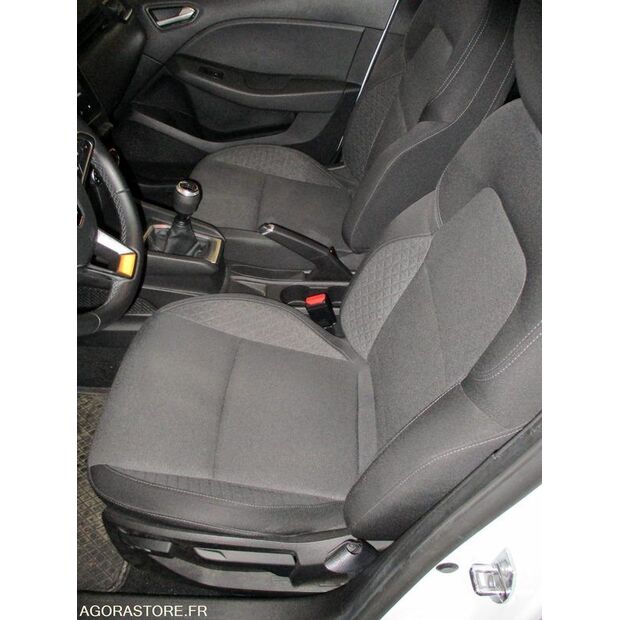 2020 Renault Clio-46147264