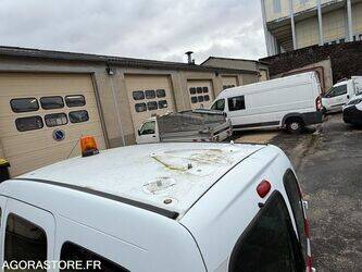 2005-renault-kangoo-1434781-46147319