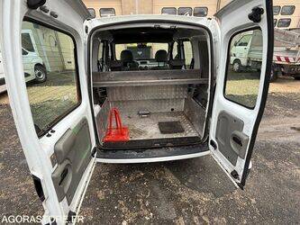 2005-renault-kangoo-1434781-46147320